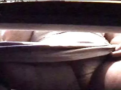 तरुण दाई नोकरी वर गांड मध्ये fucked मिळत