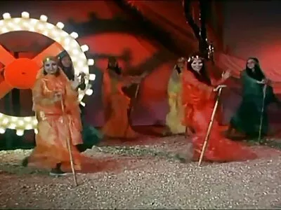 दोन भव्य पोर्नस्टारसह फोरसम सेक्स सत्र