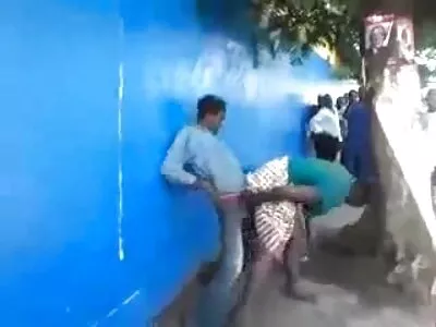 ऑलिव्हिया ग्रेस आणि जॅकलिन एक सुंदर लेस्बियन मजा करतात